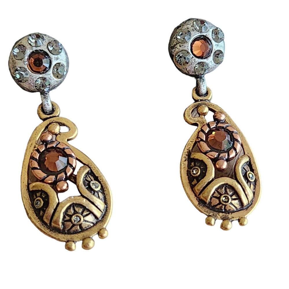 Chicos Dangle  Earrings New on Card USA Made